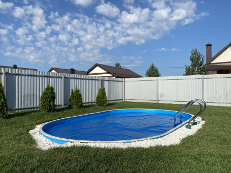 Покрывало овальное 12 м х 6 м теплосберегающее пузырьковое Покрывало овальное 12 м х 6 м теплосберегающее пузырьковое